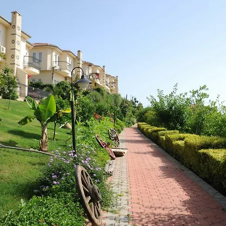 Gold City Premium Private Pool With Free Aqua Park *